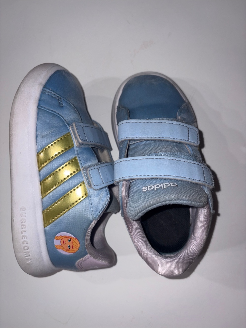 Adidas Grand Court 2.0 x Disney Frozen shoes